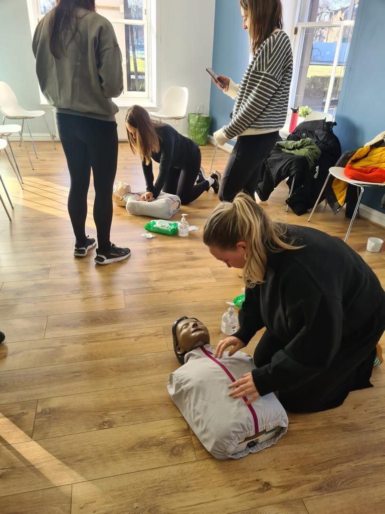 CPR & Defibrillator (AED) Course in Liverpool